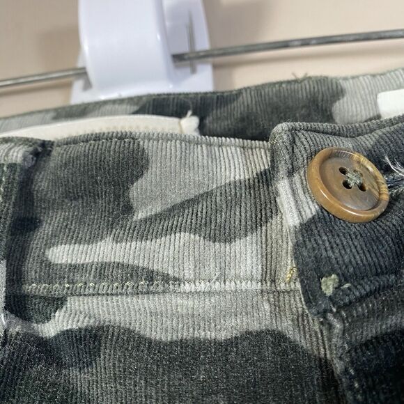 Pilcro and the Letterpress High Rise Skinny Camo Green Corduroy Pants Womens 30 - Picture 4 of 14